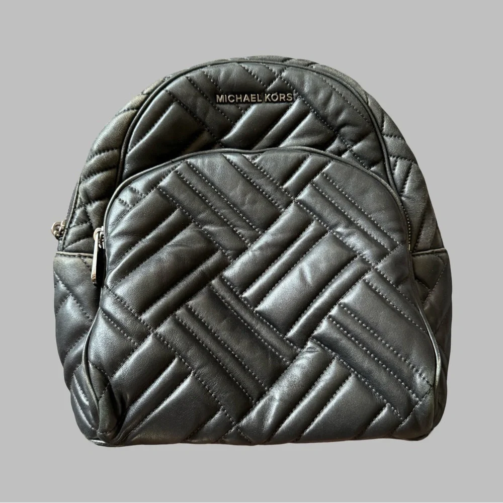 MICHAEL KORS Abbey Black Quilted Backpack